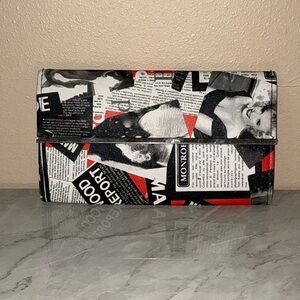 Marilyn Monroe Stylish Black and White Newspaper Clutch Bag.